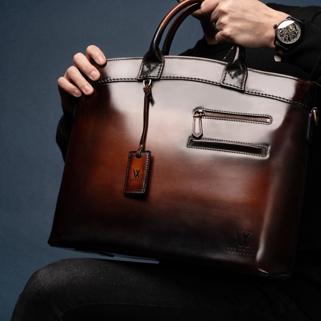 カーフレザートート